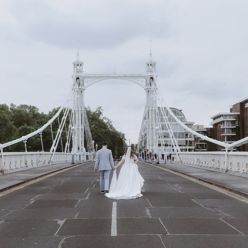 Couple on Albert Bridge